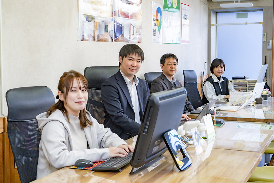 市川建設株式会社の店舗情報（スタッフ）